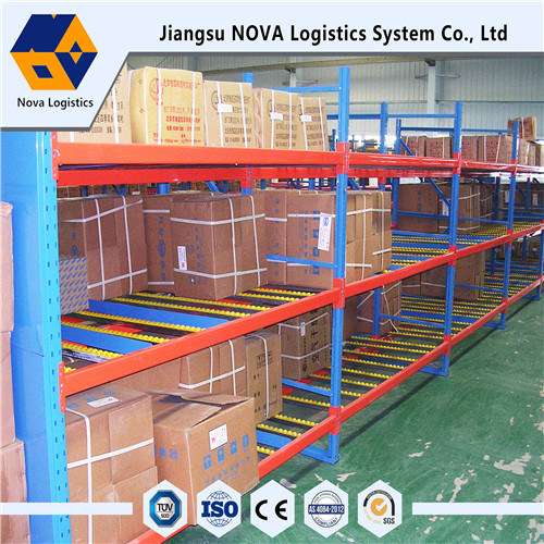Mittlerer Durchfluss durch Rack von Nova Logistics